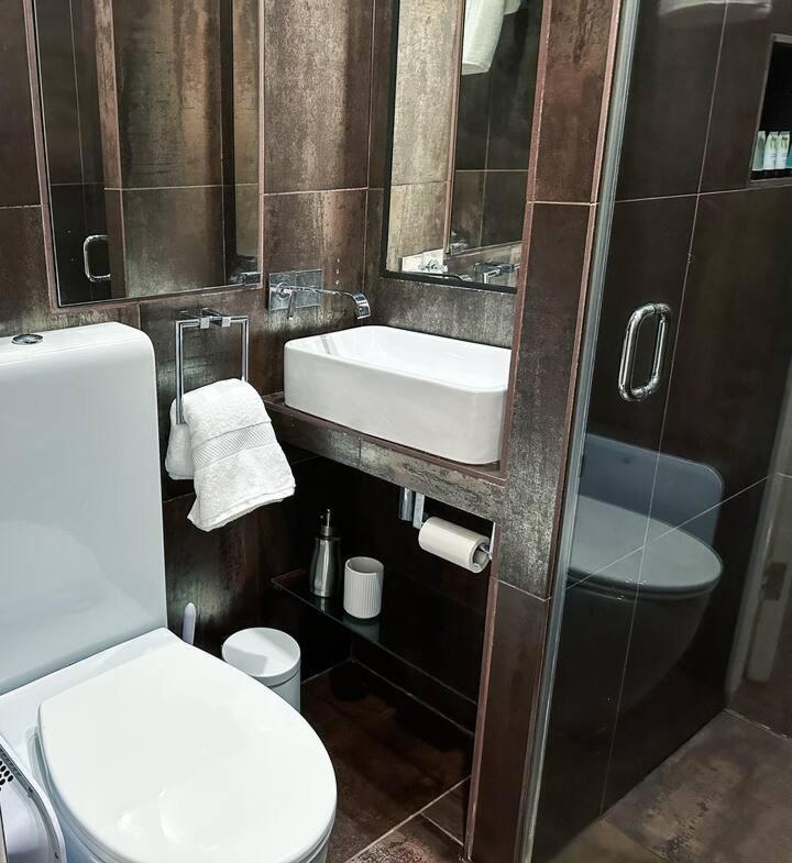 Londwell, Sloane Square Gem, Private Terrace Suite Лондон Екстер'єр фото