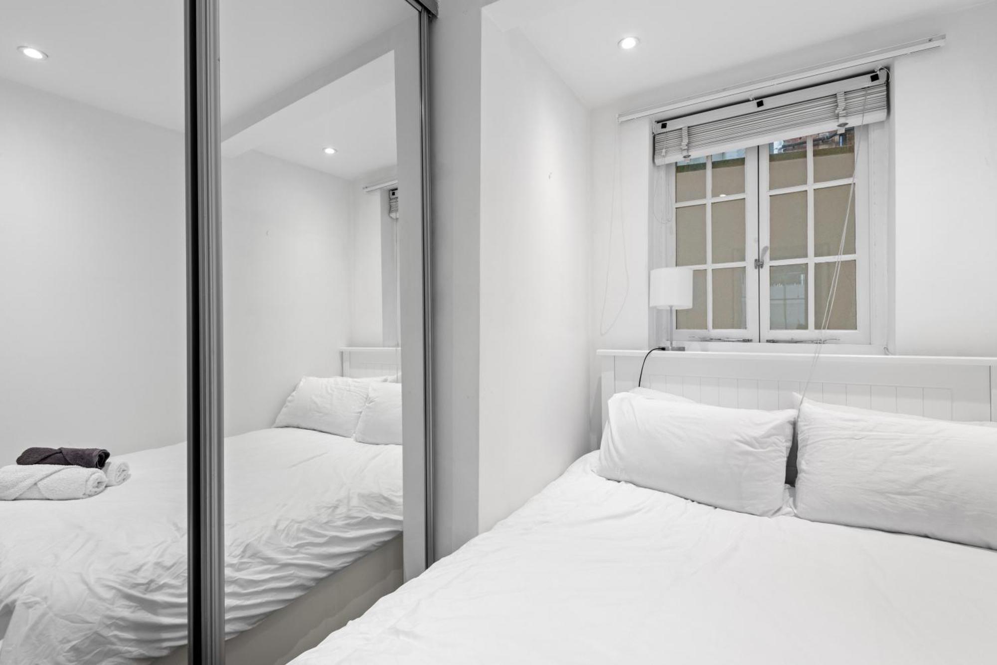 Londwell, Sloane Square Gem, Private Terrace Suite Лондон Екстер'єр фото